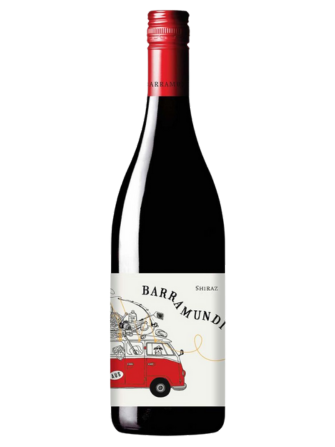 Červené víno Barramundi Shiraz s chutí švestek, čokolády a vanilky.